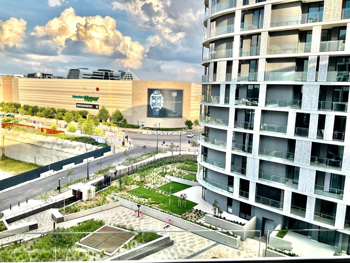5 Star Elegant Apartments, Ellipse, Waterfall City, Midrand, Johannesburg Екстер'єр фото