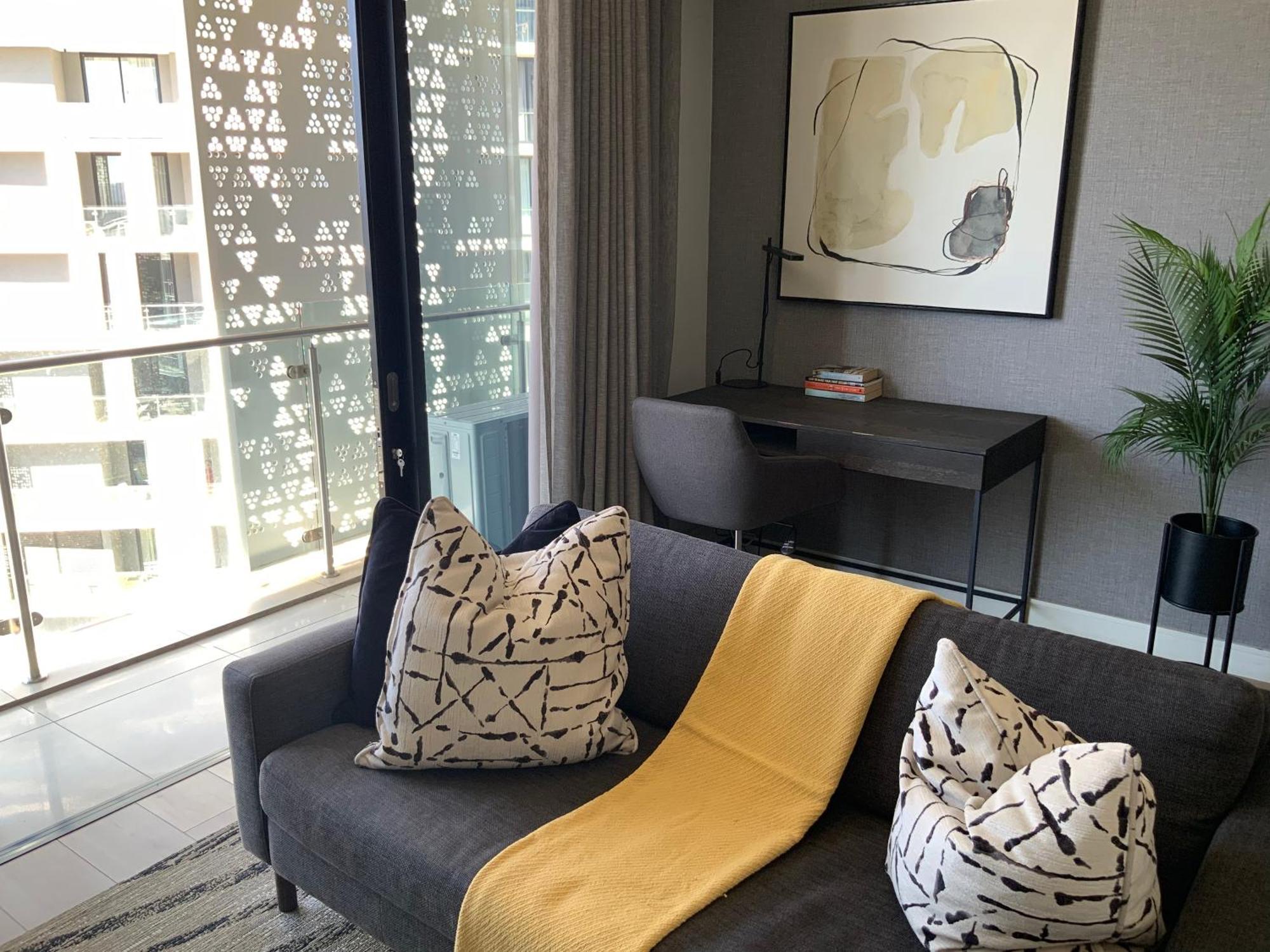 5 Star Elegant Apartments, Ellipse, Waterfall City, Midrand, Johannesburg Екстер'єр фото